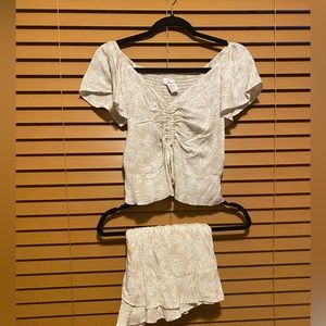 - Jopra shirt and skirt set